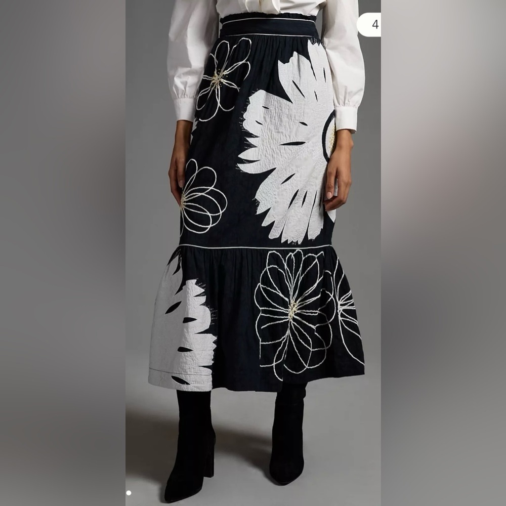 ANTHROPOLOGIE MAEVE TIERED FLORAL SKIRT BLACK & WHITE SIZE S NWT - Picture 4 of 14